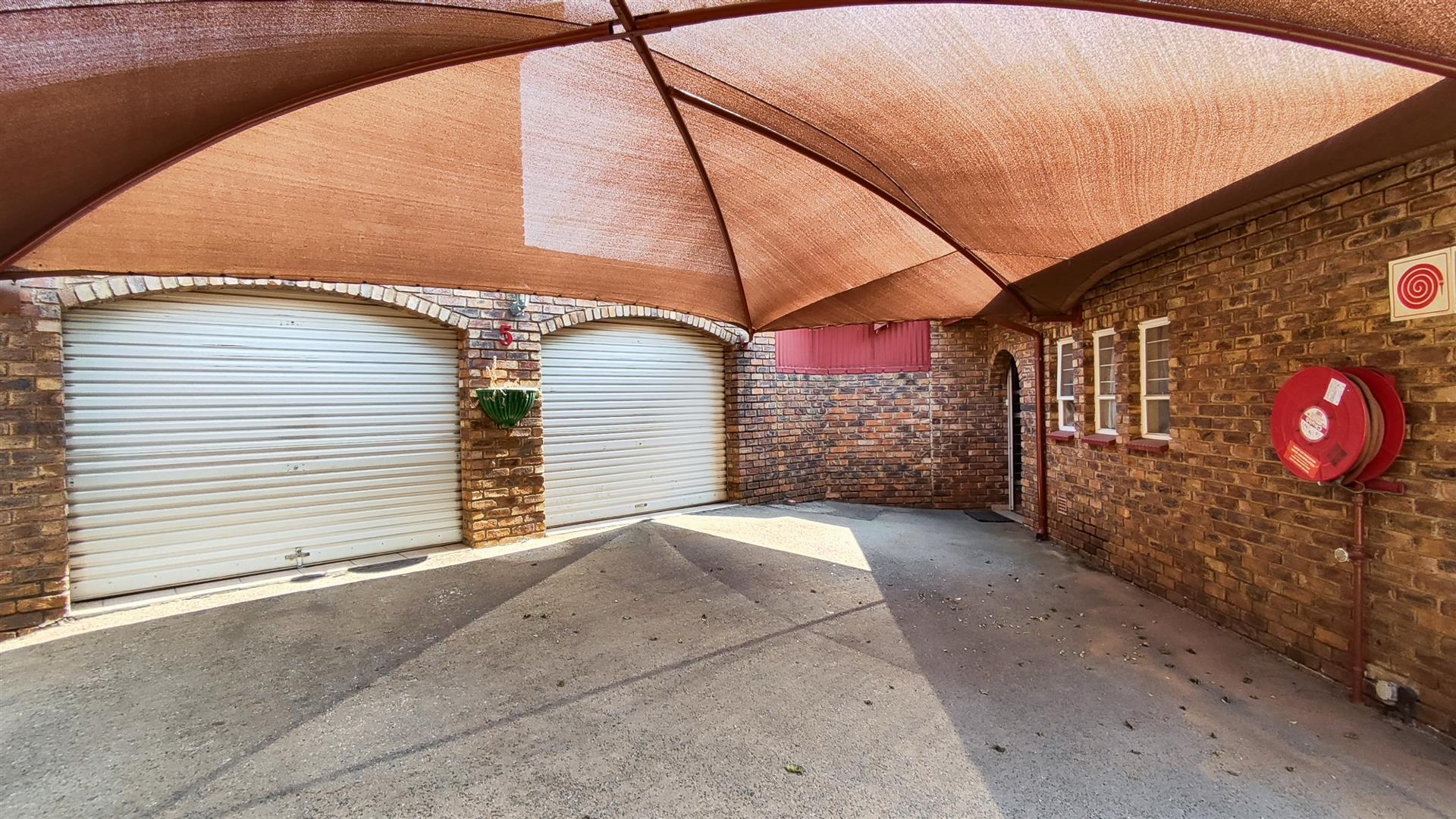 Front View of property in Birchleigh North