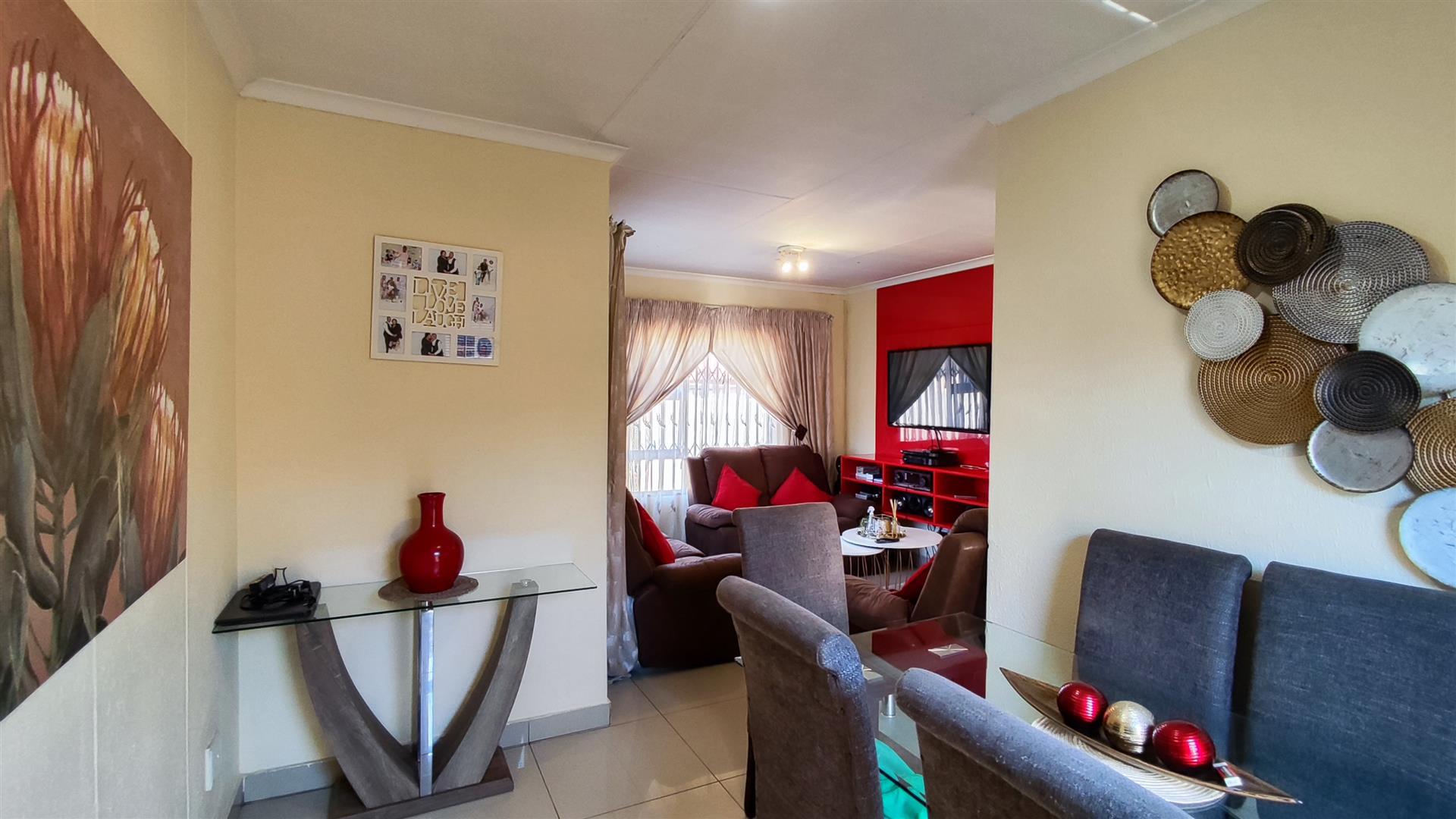 Dining Room - 9 square meters of property in Vanderbijlpark