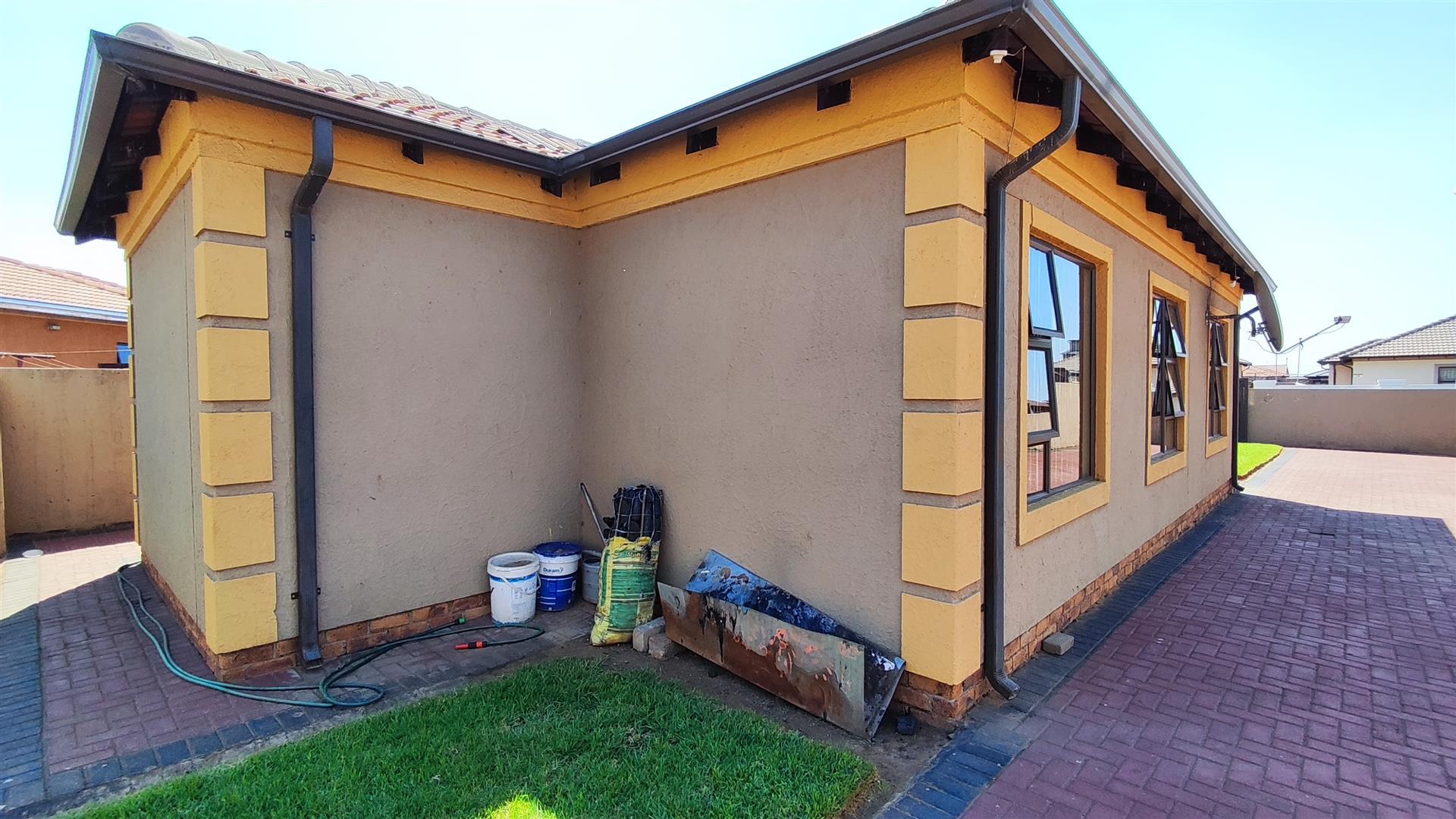 Backyard of property in Vanderbijlpark