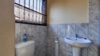 Main Bathroom - 2 square meters of property in Vanderbijlpark