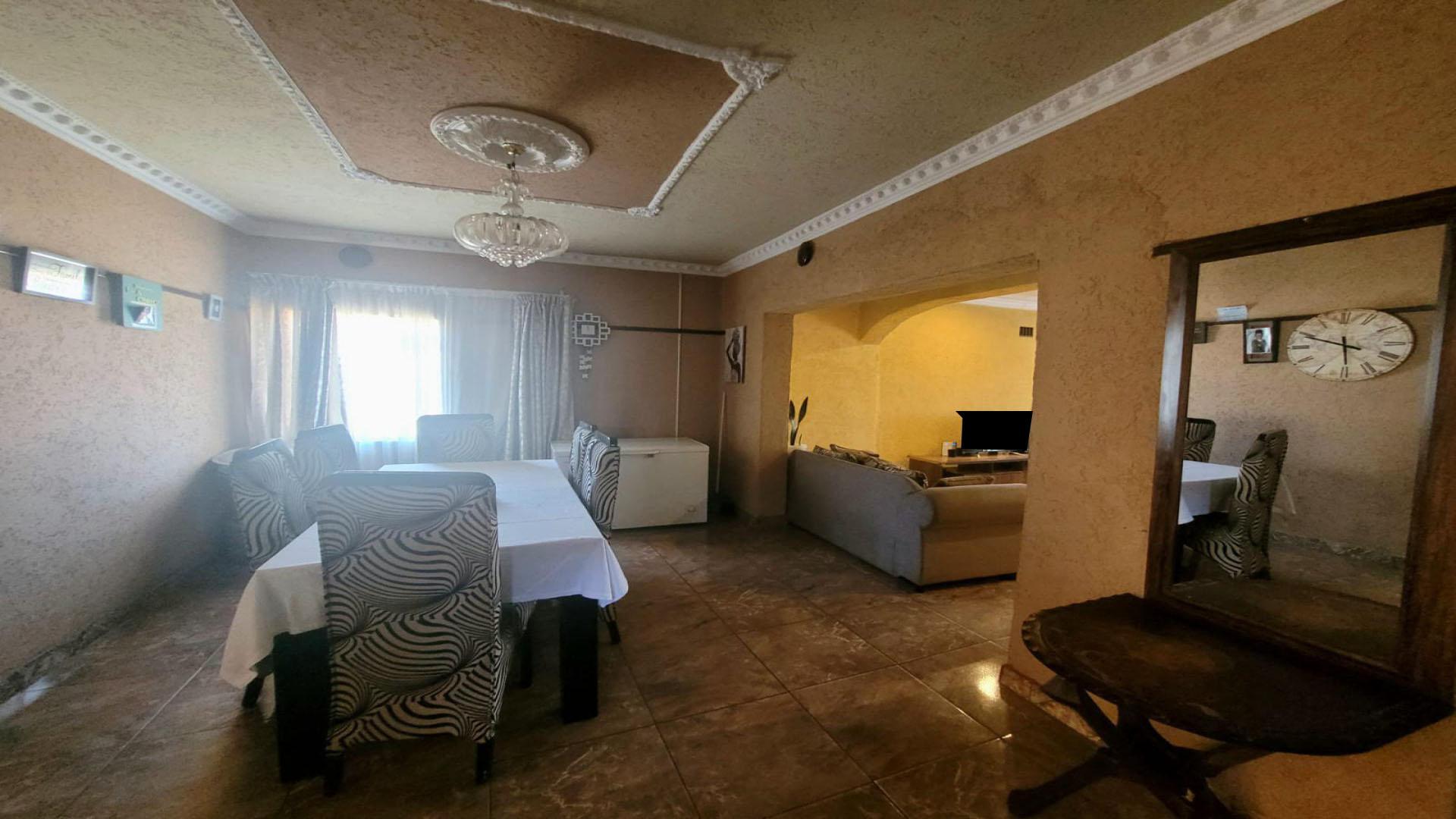 Dining Room of property in Welkom