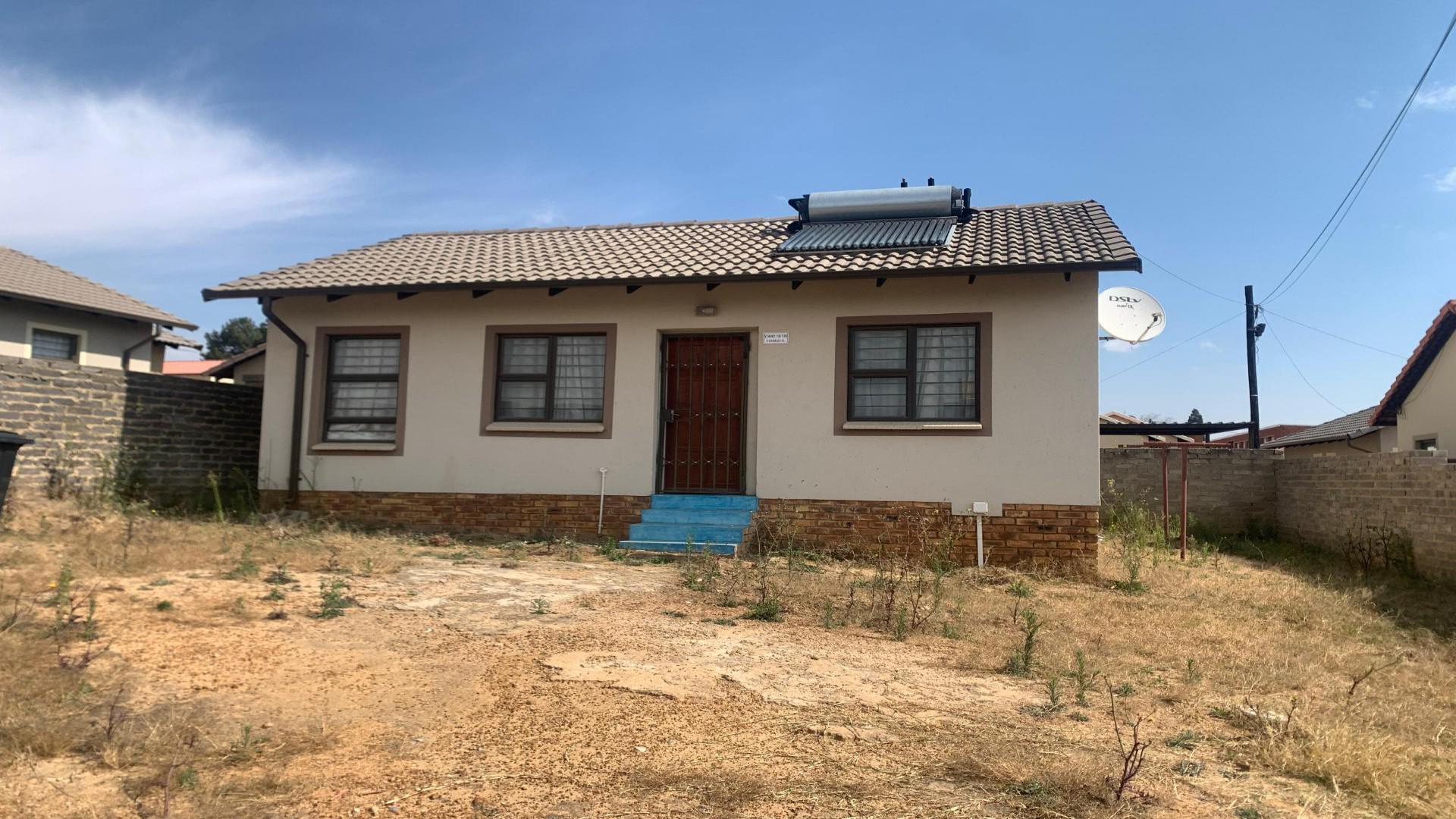 Front View of property in Tirong 