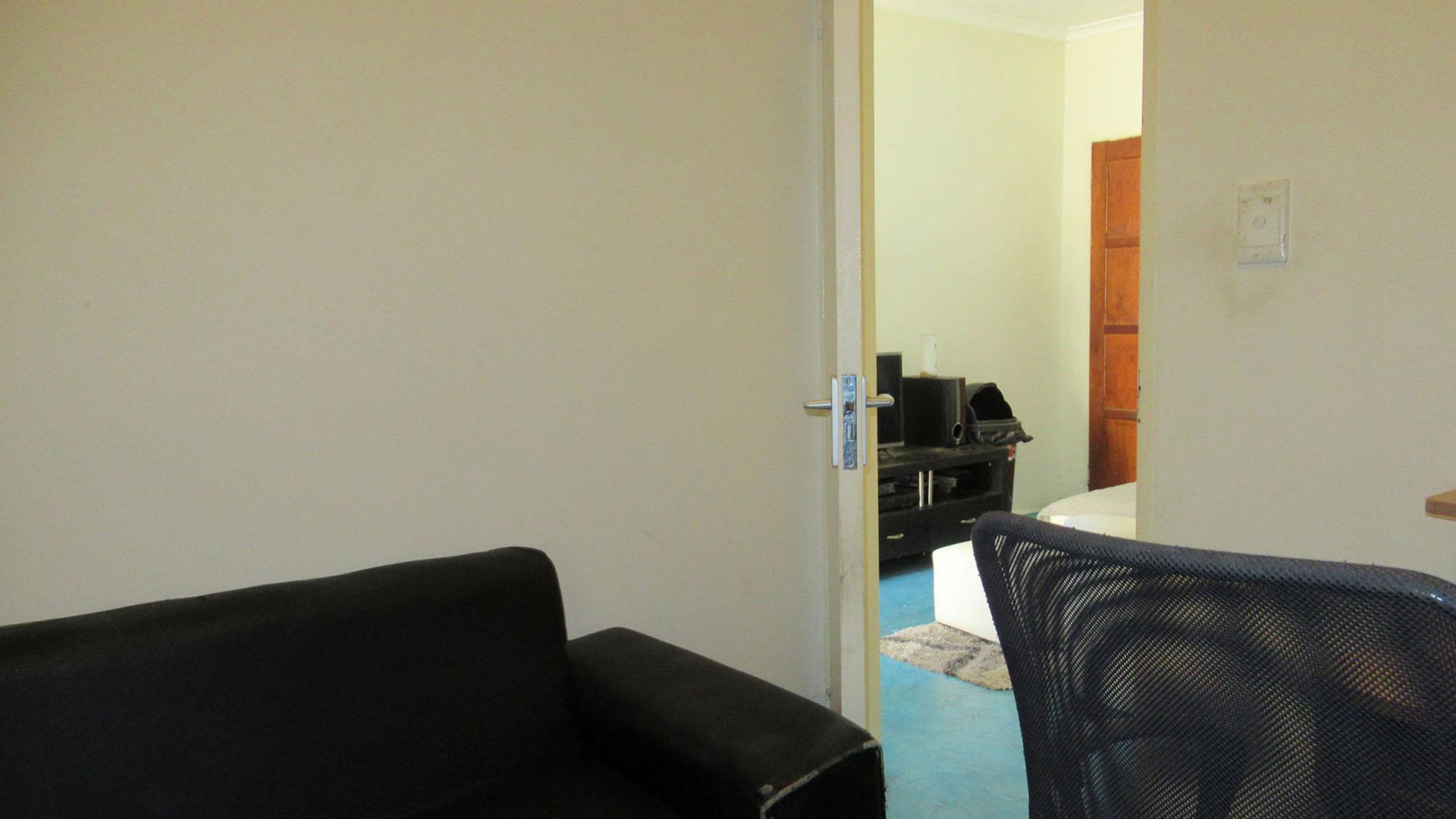 Bed Room 2 - 7 square meters of property in Tirong 