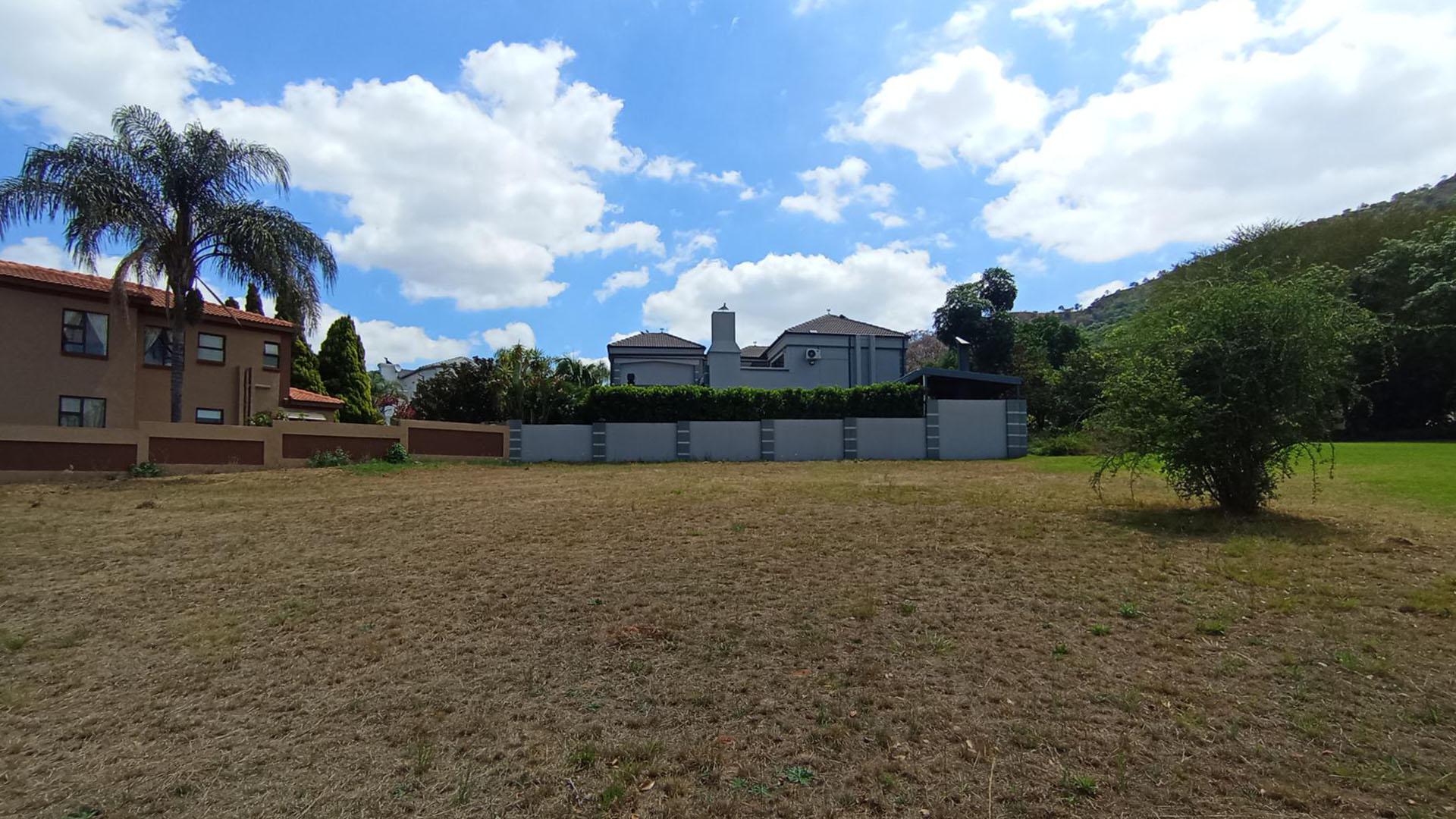 Front View of property in Kosmos Ridge