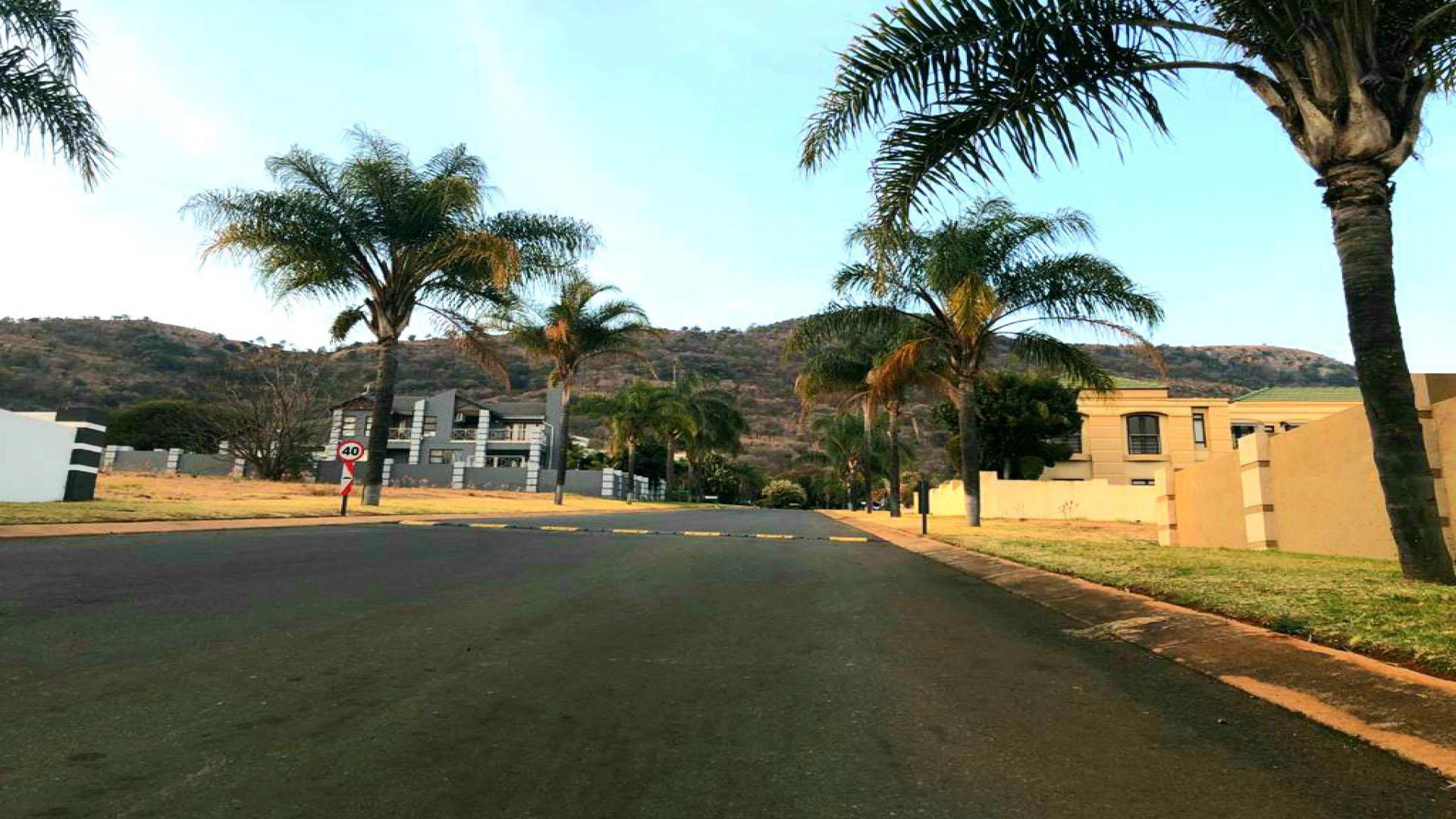 Spaces of property in Kosmos Ridge