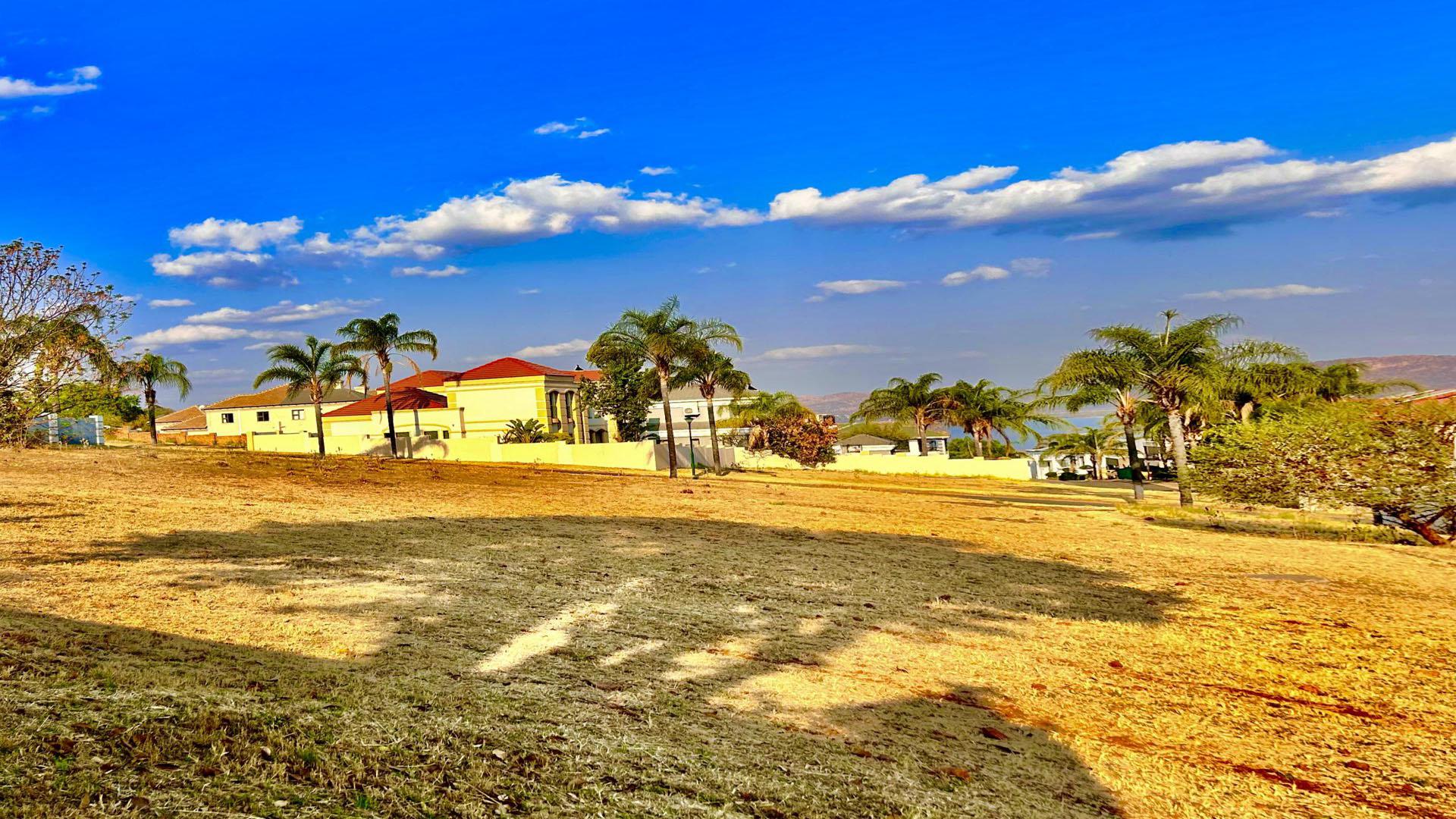 Spaces of property in Kosmos Ridge