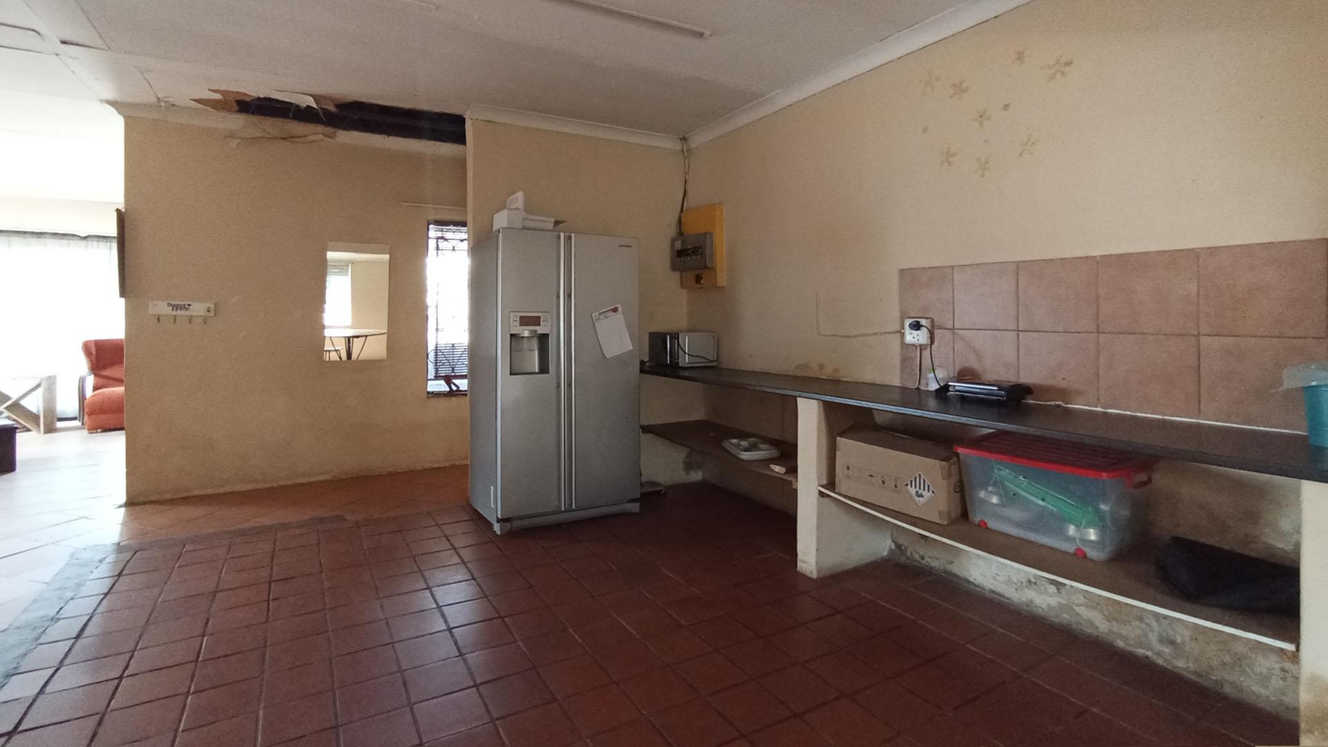 Dining Room - 34 square meters of property in Pretoria North