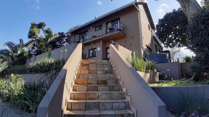 4 Bedroom House for Sale For Sale in Hibberdene - MR683819