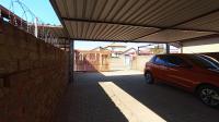 Carport  - 41 square meters of property in Soshanguve East