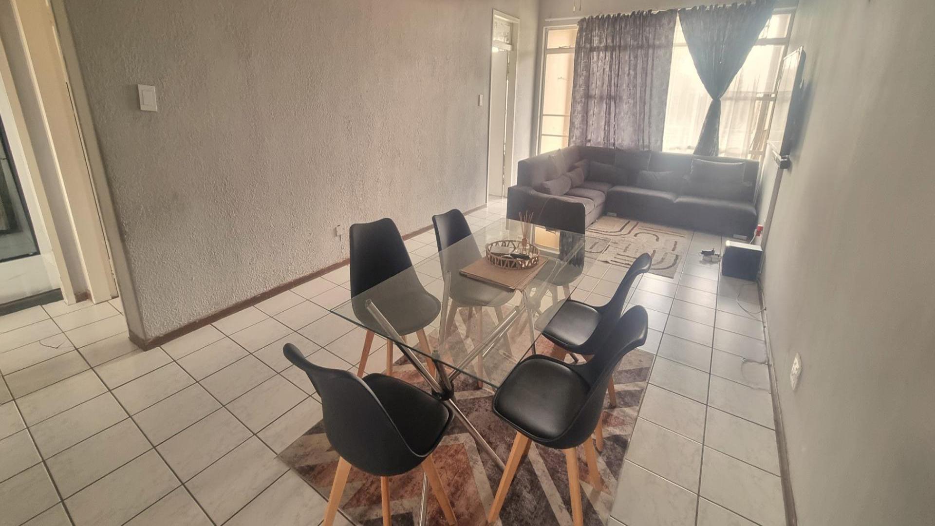 Dining Room of property in Brackenhurst