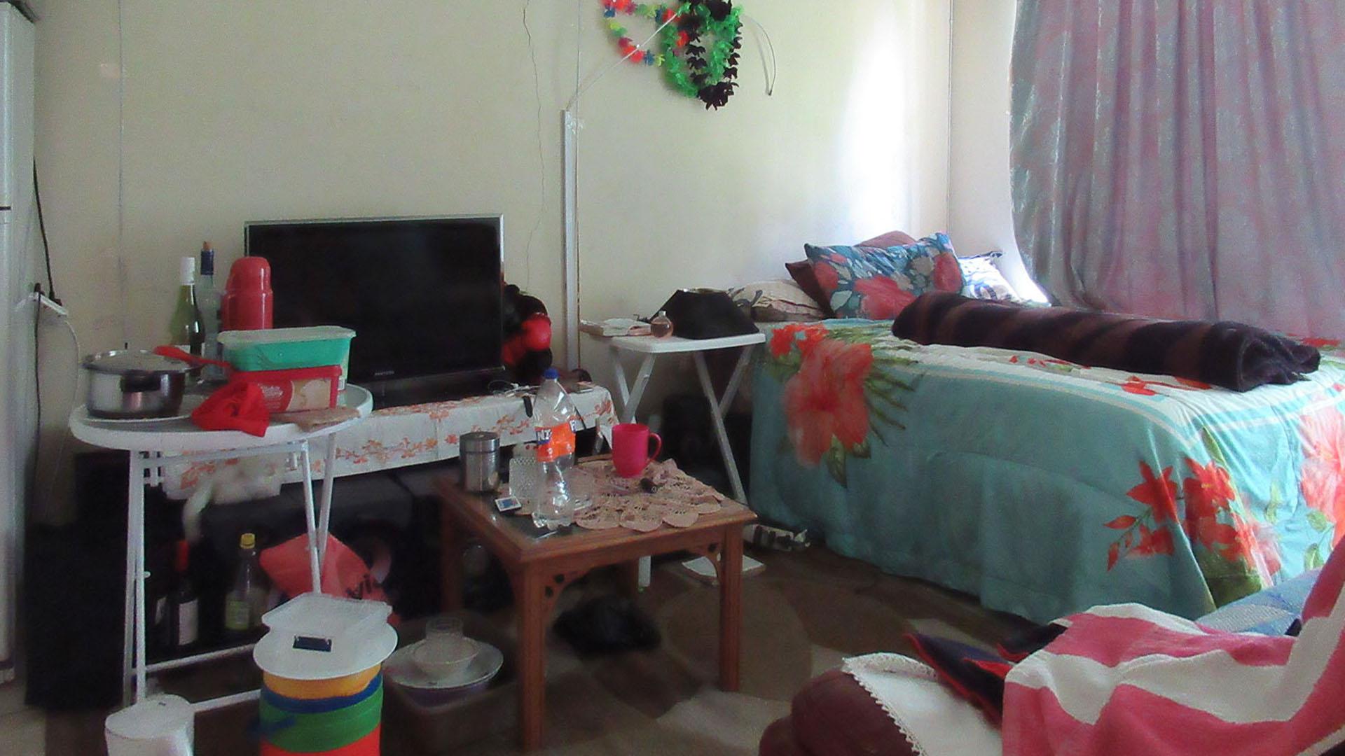 Bed Room 3 - 19 square meters of property in Linmeyer