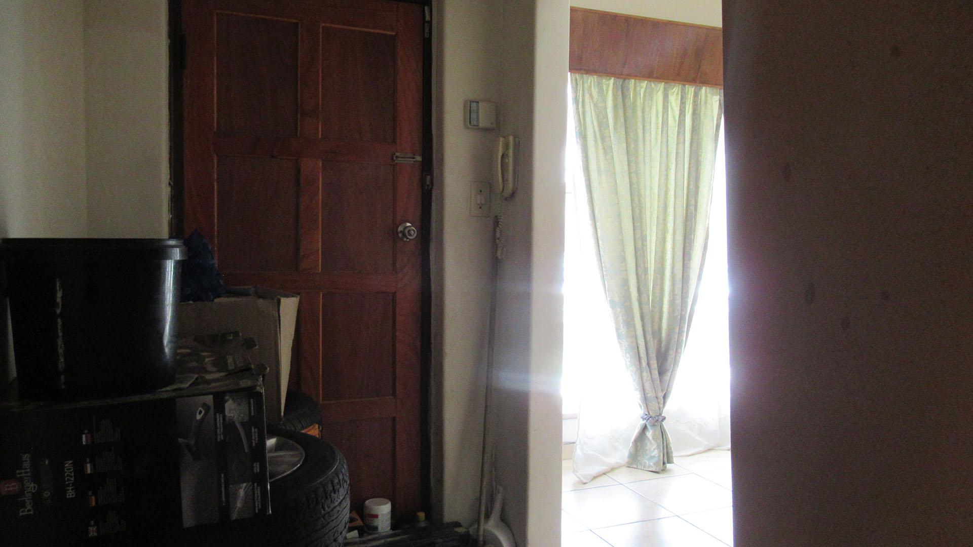 Spaces - 11 square meters of property in Linmeyer