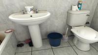 Bathroom 2 of property in Linmeyer