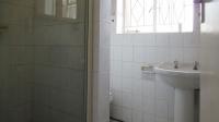 Bathroom 2 - 4 square meters of property in Linmeyer