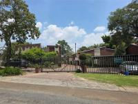 Front View of property in Senderwood