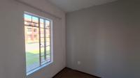 Bed Room 1 - 10 square meters of property in Comet