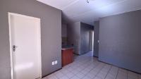 Lounges - 16 square meters of property in Comet