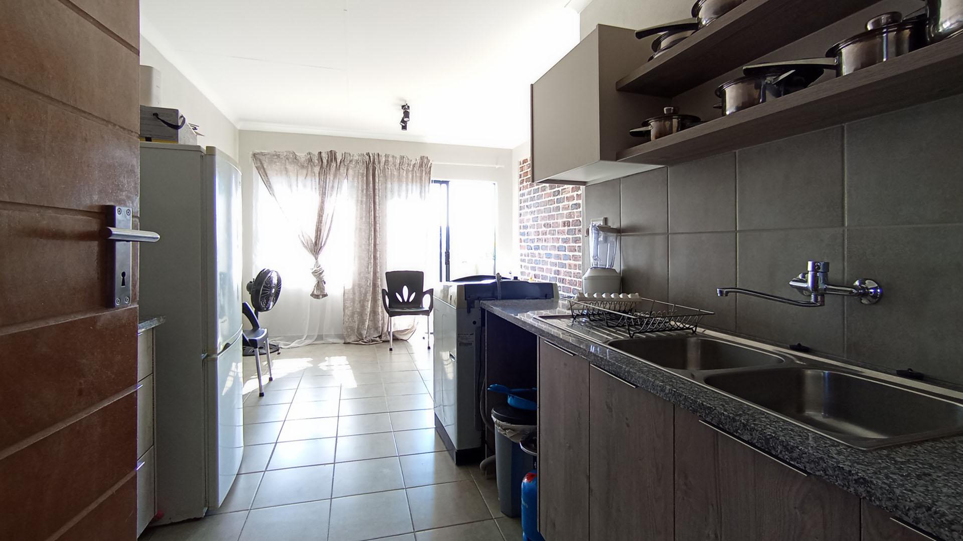 Kitchen - 6 square meters of property in Wolmer