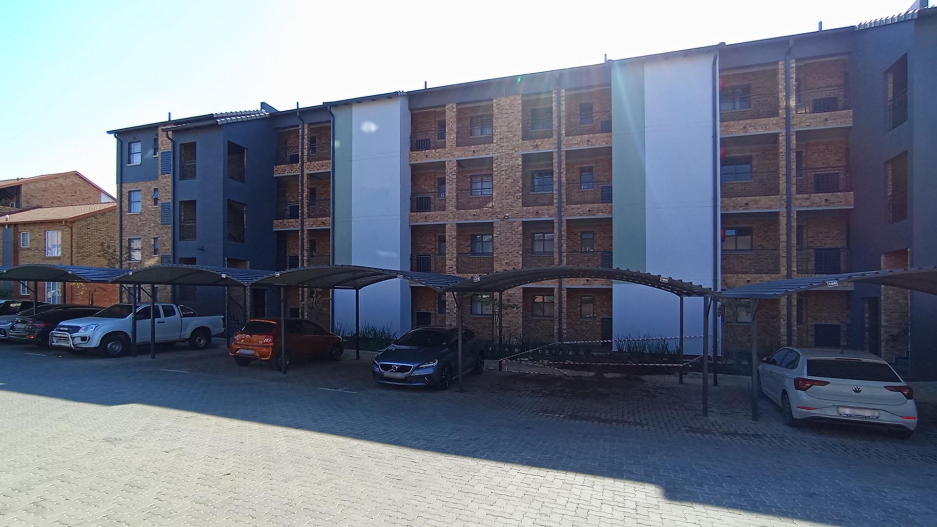 Front View of property in Wolmer