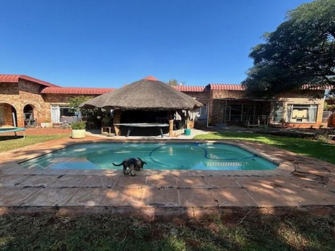 Smallholding for Sale For Sale in Waterkloof (Rustenburg) - MR683896