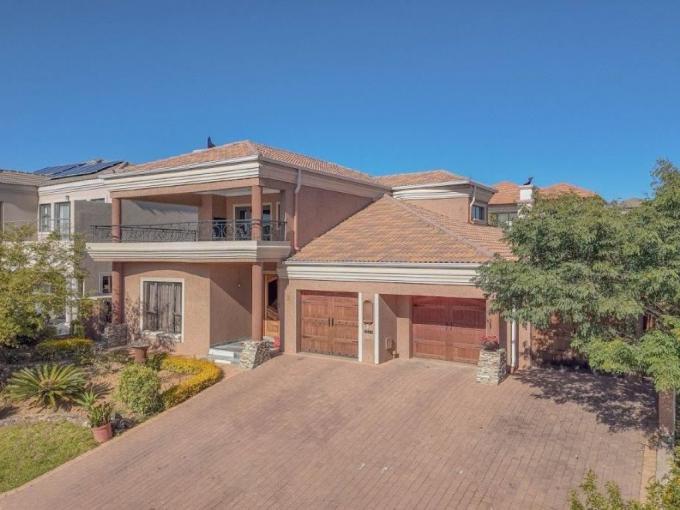 3 Bedroom House for Sale For Sale in Blue Valley Golf Estate - MR683915