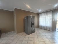  of property in Azaleapark