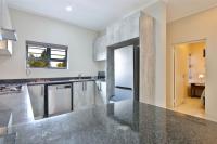  of property in Kelvin View