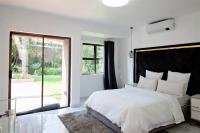  of property in Hurlingham
