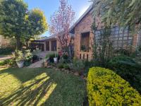 of property in Glenvista