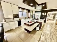  of property in De Deur