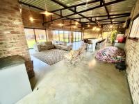  of property in De Deur