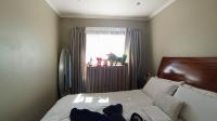 Main Bedroom - 13 square meters of property in Noordwyk
