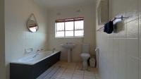 Bathroom 1 - 10 square meters of property in Greymont