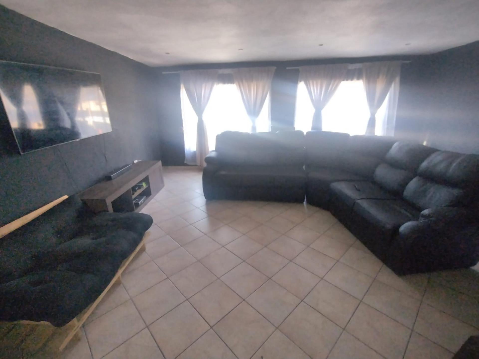  of property in Tulisa Park