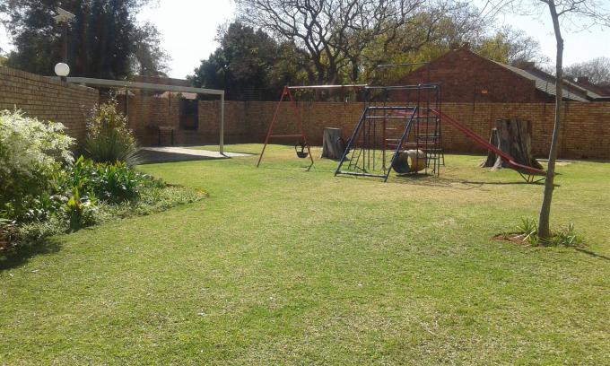 3 Bedroom Sectional Title for Sale For Sale in Annlin - MR684072