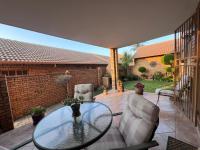  of property in Magalieskruin