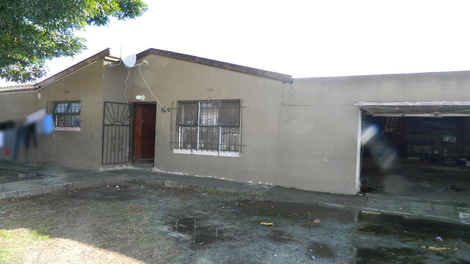 Front View of property in Hillcrest Heights