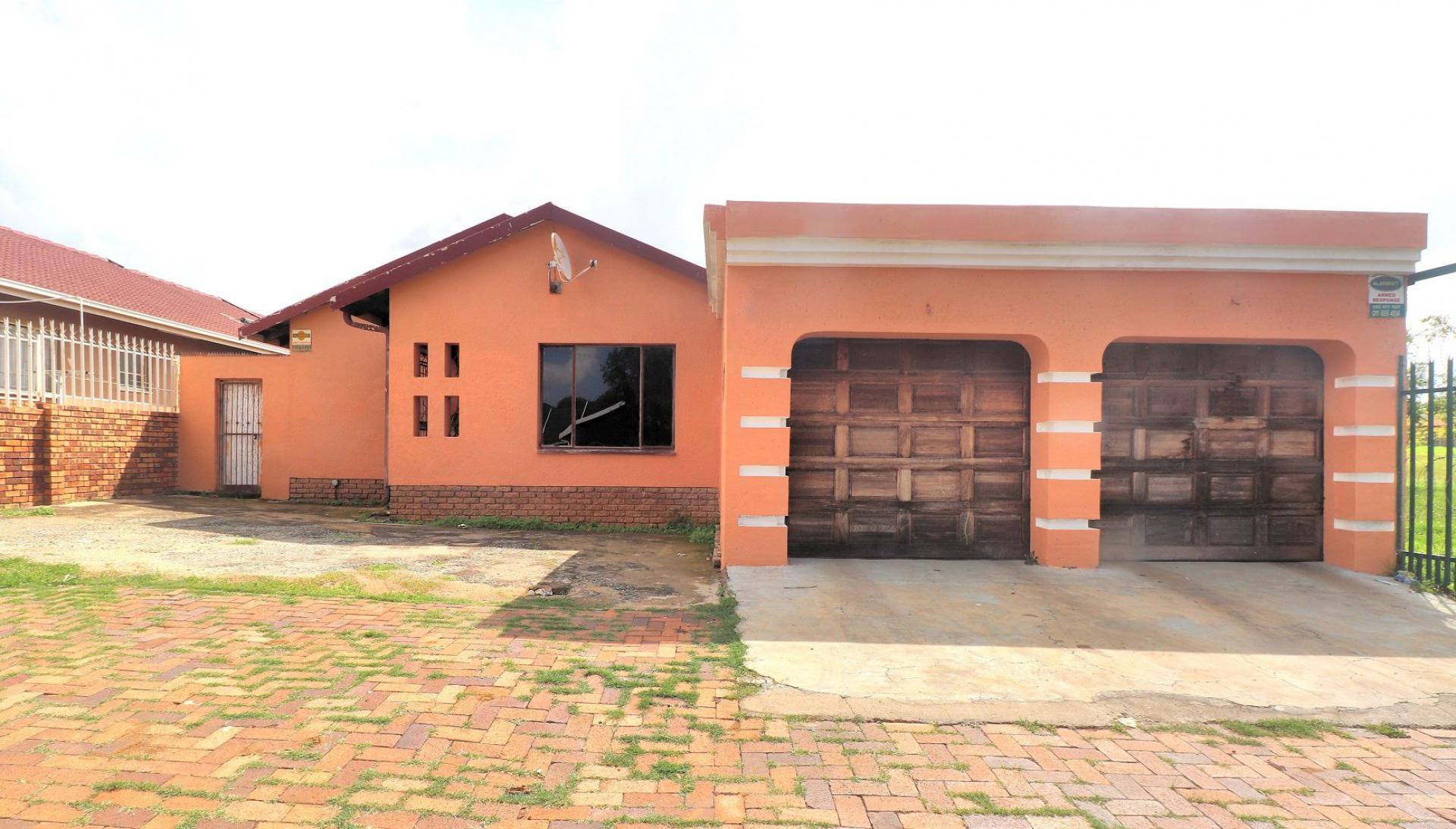  of property in Lenasia South
