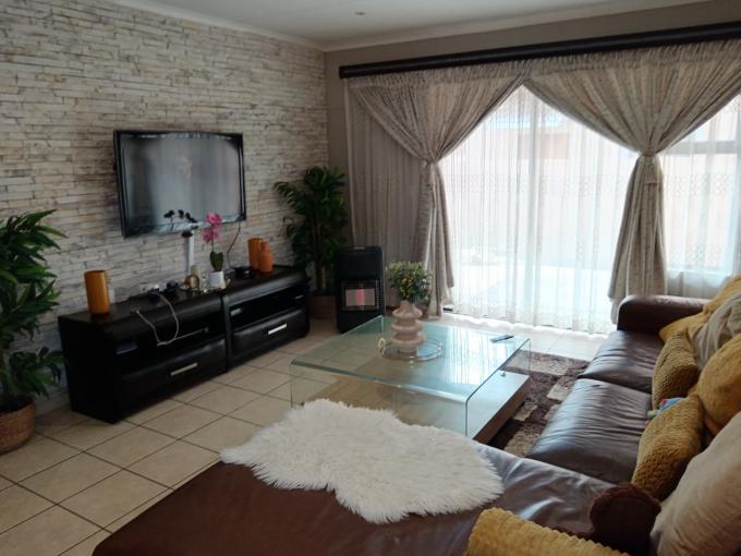 3 Bedroom Sectional Title for Sale For Sale in Montana - MR684102