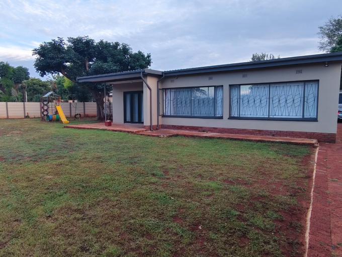 4 Bedroom House for Sale For Sale in Sinoville - MR684106