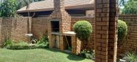  of property in Magalieskruin