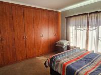 of property in Bendor