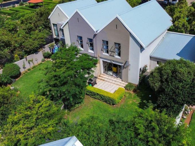 2 Bedroom Simplex to Rent in Heritage Hill - Property to rent - MR684187