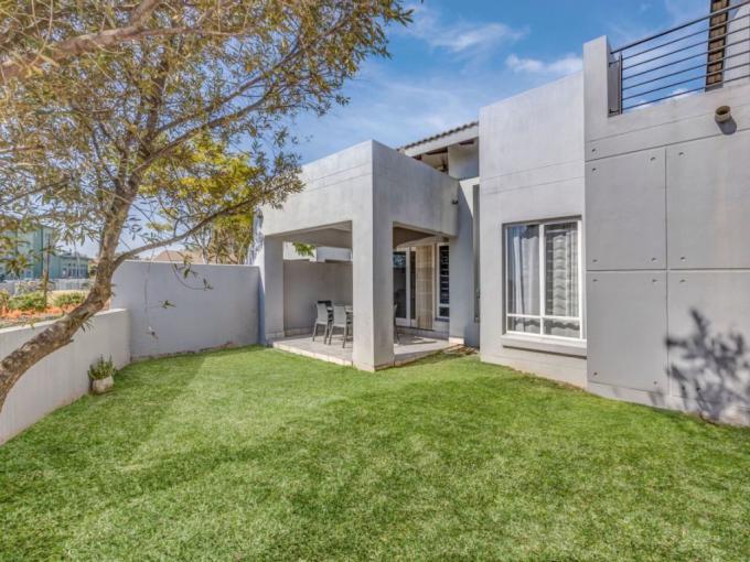 2 Bedroom Apartment for Sale For Sale in Broadacres - MR684194