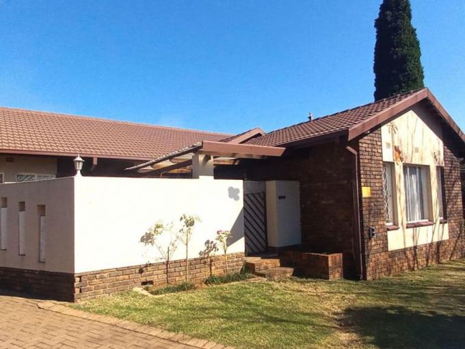 4 Bedroom House for Sale For Sale in Aerorand - MP - MR684200