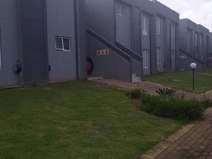 2 Bedroom Simplex for Sale For Sale in Mulbarton - MR684211