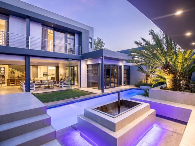 5 Bedroom House to Rent in Silver Lakes Golf Estate - Property to rent - MR684214