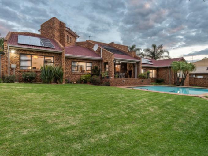 3 Bedroom House for Sale For Sale in Meyersdal - MR684228