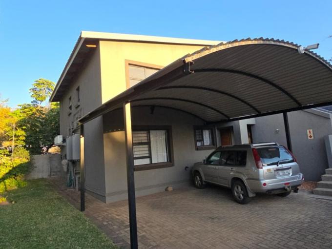 2 Bedroom Apartment to Rent in Hoedspruit - Property to rent - MR684233