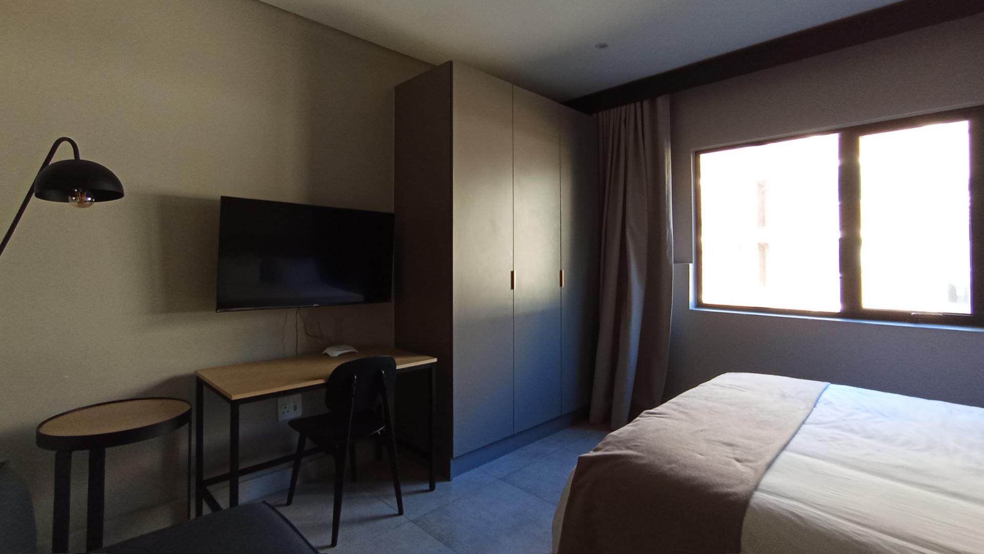 Bed Room 1 - 14 square meters of property in Sandown